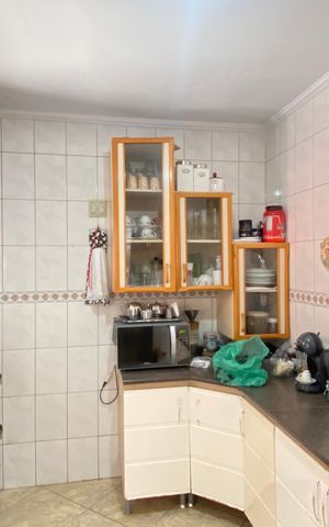Casa à venda com 200m², 3 quartos e 1 vaga Casa à venda com 200m², 3 quartos e 1 vagaCozinha 2