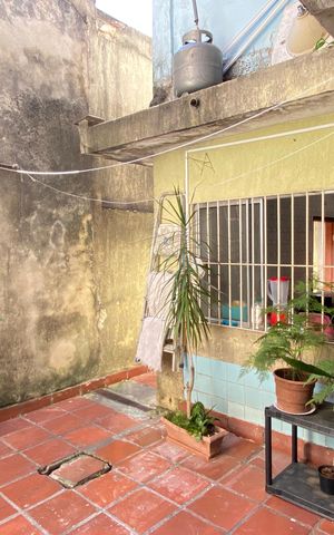 Casa à venda com 200m², 3 quartos e 1 vaga Casa à venda com 200m², 3 quartos e 1 vagaÁrea de Serviço - Área externa