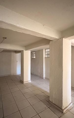 Casa para alugar com 600m², 8 quartos e 2 vagas Casa para alugar com 600m², 8 quartos e 2 vagasCasa 4 - Studio