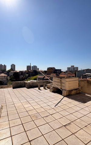 Casa para alugar com 600m², 8 quartos e 2 vagas Casa para alugar com 600m², 8 quartos e 2 vagasÁrea comum