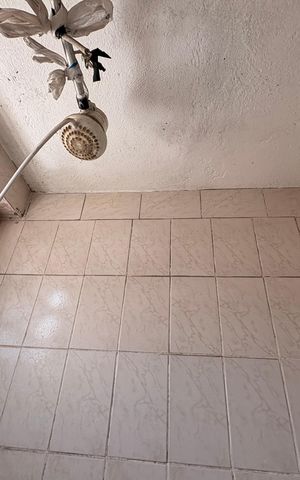 Casa para alugar com 600m², 8 quartos e 2 vagas Casa para alugar com 600m², 8 quartos e 2 vagasCasa 3 - Banheiro social