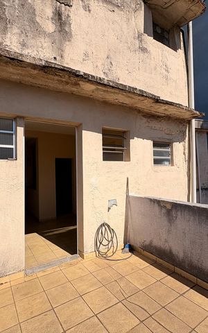 Casa para alugar com 600m², 8 quartos e 2 vagas Casa para alugar com 600m², 8 quartos e 2 vagasÁrea comum