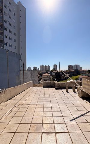 Casa para alugar com 600m², 8 quartos e 2 vagas Casa para alugar com 600m², 8 quartos e 2 vagasÁrea comum