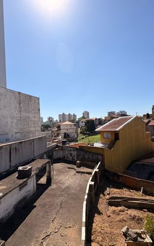 Casa para alugar com 600m², 8 quartos e 2 vagas Casa para alugar com 600m², 8 quartos e 2 vagasVista