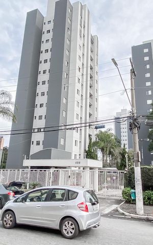Apartamento para alugar com 50m², 2 quartos e 1 vaga Apartamento para alugar com 50m², 2 quartos e 1 vagaFachada
