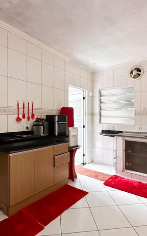 Casa à venda com 222m², 3 quartos e 2 vagasCozinha