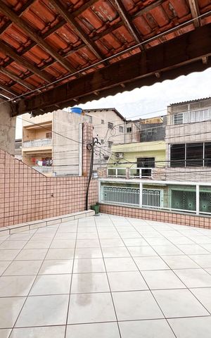 Casa à venda com 222m², 3 quartos e 2 vagasSacada da Suíte 