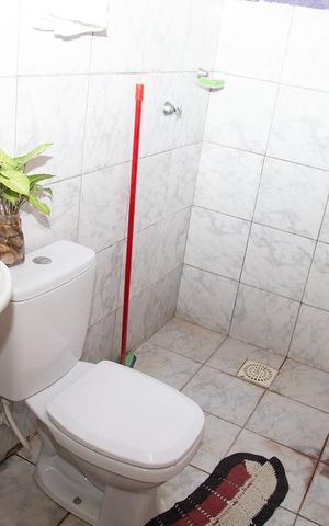 Casa de condomínio à venda com 150m², 3 quartos e 1 vaga Casa de condomínio à venda com 150m², 3 quartos e 1 vagaBanheiro