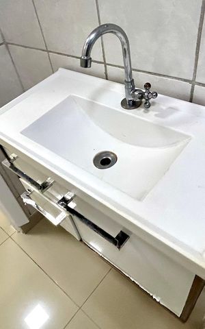 Casa para alugar com 175m², 5 quartos e 2 vagas Casa para alugar com 175m², 5 quartos e 2 vagasBanheiro 1