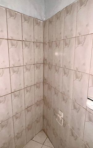 Casa para alugar com 175m², 5 quartos e 2 vagas Casa para alugar com 175m², 5 quartos e 2 vagasBanheiro 2