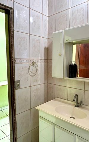 Casa para alugar com 175m², 5 quartos e 2 vagas Casa para alugar com 175m², 5 quartos e 2 vagasBanheiro 3