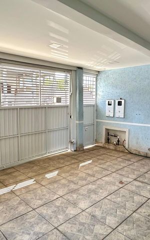 Casa para alugar com 175m², 5 quartos e 2 vagas Casa para alugar com 175m², 5 quartos e 2 vagasGaragem