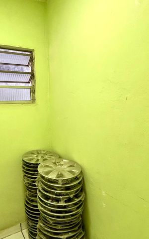 Casa para alugar com 175m², 5 quartos e 2 vagas Casa para alugar com 175m², 5 quartos e 2 vagasDespensa