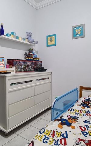 Casa à venda com 171m², 3 quartos e 2 vagas Casa à venda com 171m², 3 quartos e 2 vagasQuarto
