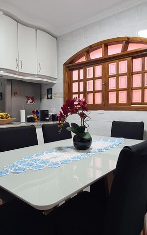 Casa à venda com 171m², 3 quartos e 2 vagas Casa à venda com 171m², 3 quartos e 2 vagasCozinha