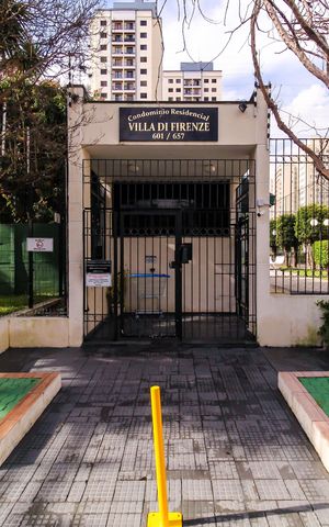 Apartamento à venda com 56m², 2 quartos e 1 vaga Apartamento à venda com 56m², 2 quartos e 1 vagaFachada