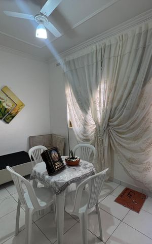 Casa à venda com 216m², 2 quartos e 2 vagas Casa à venda com 216m², 2 quartos e 2 vagasSala 1