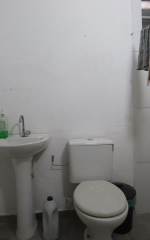 Casa para alugar com 110m², 1 quarto e 2 vagasBanheiro