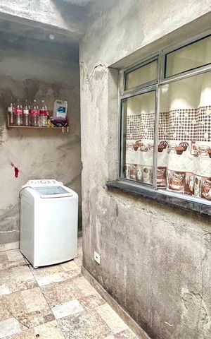 Casa para alugar com 171m², 4 quartos e 2 vagas Casa para alugar com 171m², 4 quartos e 2 vagasÁrea de Serviço