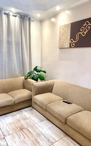 Casa para alugar com 171m², 4 quartos e 2 vagas Casa para alugar com 171m², 4 quartos e 2 vagasSala