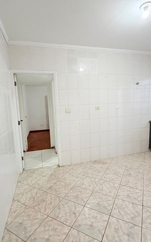 Casa para alugar com 100m², 2 quartos e 2 vagas Casa para alugar com 100m², 2 quartos e 2 vagasCozinha