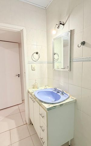 Casa para alugar com 100m², 2 quartos e 2 vagas Casa para alugar com 100m², 2 quartos e 2 vagasBanheiro da suíte