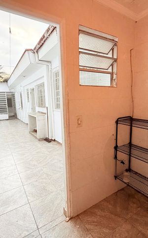 Casa para alugar com 100m², 2 quartos e 2 vagas Casa para alugar com 100m², 2 quartos e 2 vagasÁrea de serviço