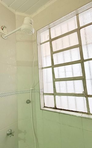 Casa para alugar com 100m², 2 quartos e 2 vagas Casa para alugar com 100m², 2 quartos e 2 vagasBanheiro da suíte