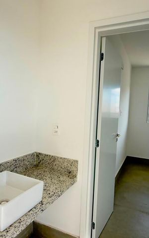 Apartamento à venda com 287m², 4 quartos e 3 vagas