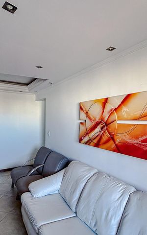 Apartamento à venda com 67m², 2 quartos e 1 vagaSala