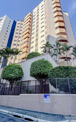 Apartamento à venda com 67m², 2 quartos e 1 vagaFachada com Plaquinha