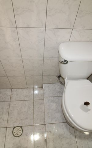 Apartamento à venda com 60m², 2 quartos e 1 vagaÁrea de Serviço - Banheiro