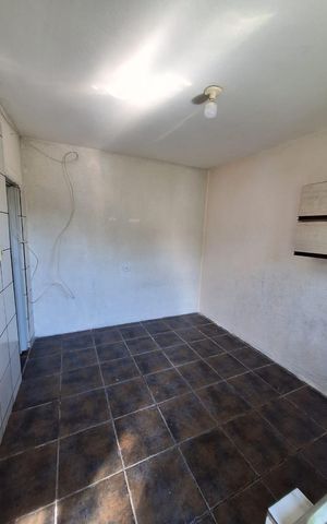 Casa para alugar com 16m², 1 quarto e sem vaga Casa para alugar com 16m², 1 quarto e sem vagaQuarto