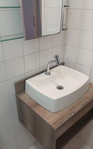 Apartamento à venda com 48m², 2 quartos e 1 vaga Apartamento à venda com 48m², 2 quartos e 1 vagaBanheiro