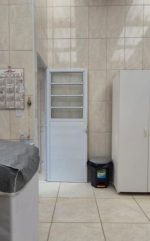 Casa à venda com 198m², 4 quartos e 3 vagas