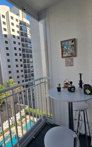 Apartamento à venda com 60m², 2 quartos e 1 vaga Apartamento à venda com 60m², 2 quartos e 1 vagaVaranda