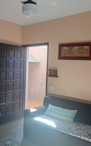 Casa à venda com 92m², 2 quartos e 2 vagas Casa à venda com 92m², 2 quartos e 2 vagasSala