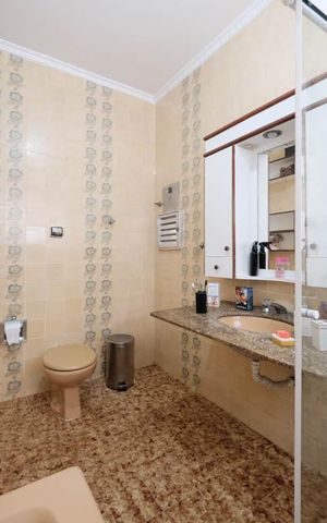 Casa para alugar com 350m², 4 quartos e 3 vagasSuíte
