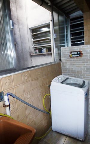 Apartamento à venda com 74m², 2 quartos e sem vagaÁrea de Serviço