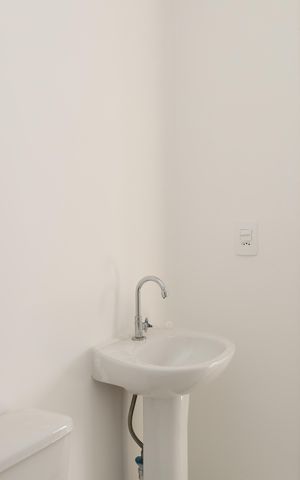 Apartamento para alugar com 38m², 2 quartos e sem vagaBanheiro