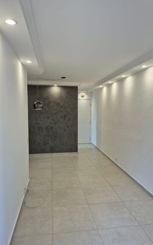 Apartamento à venda com 56m², 2 quartos e 1 vaga Apartamento à venda com 56m², 2 quartos e 1 vagaSala
