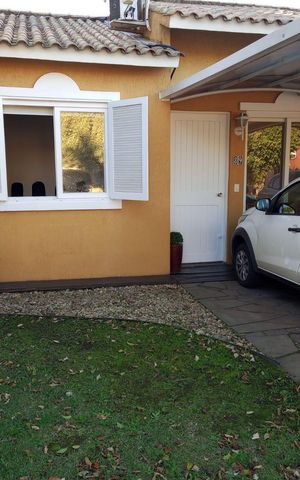 Casa de condomínio à venda com 106m², 2 quartos e 2 vagas Casa de condomínio à venda com 106m², 2 quartos e 2 vagasGaragem