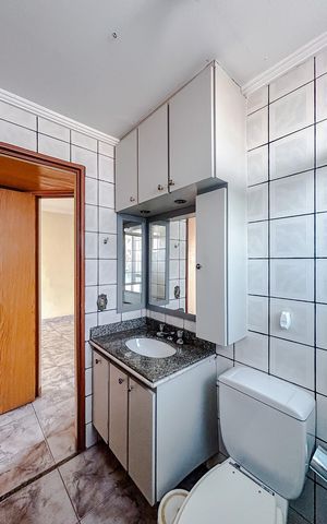 Apartamento à venda com 72m², 3 quartos e 2 vagasBanheiro da Suíte