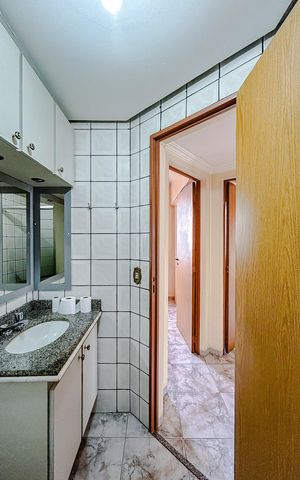 Apartamento à venda com 72m², 3 quartos e 2 vagasBanheiro da SuíteBanheiro
