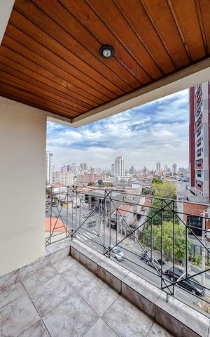 Apartamento à venda com 72m², 3 quartos e 2 vagasVaranda