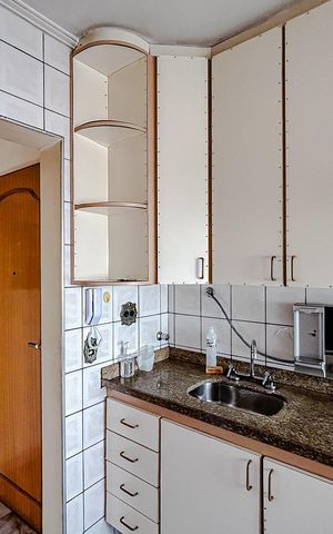 Apartamento à venda com 72m², 3 quartos e 2 vagasCozinha