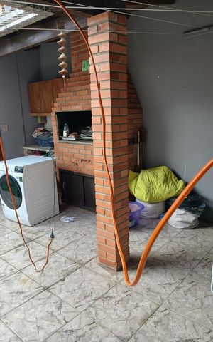 Casa de condomínio à venda com 280m², 4 quartos e 3 vagas Casa de condomínio à venda com 280m², 4 quartos e 3 vagasÁrea externa
