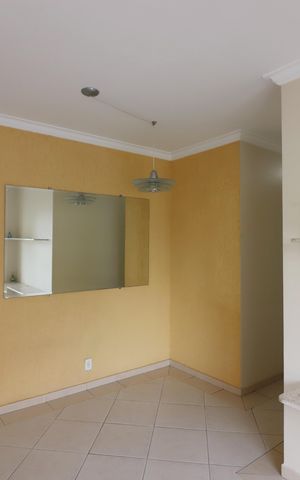 Apartamento para alugar com 48m², 2 quartos e 1 vagaSala 