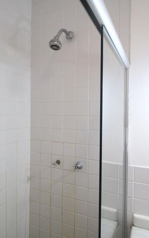 Apartamento para alugar com 81m², 2 quartos e 1 vagaBanheiro