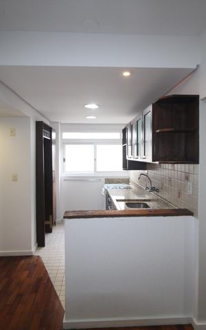Apartamento para alugar com 81m², 2 quartos e 1 vagaCozinha